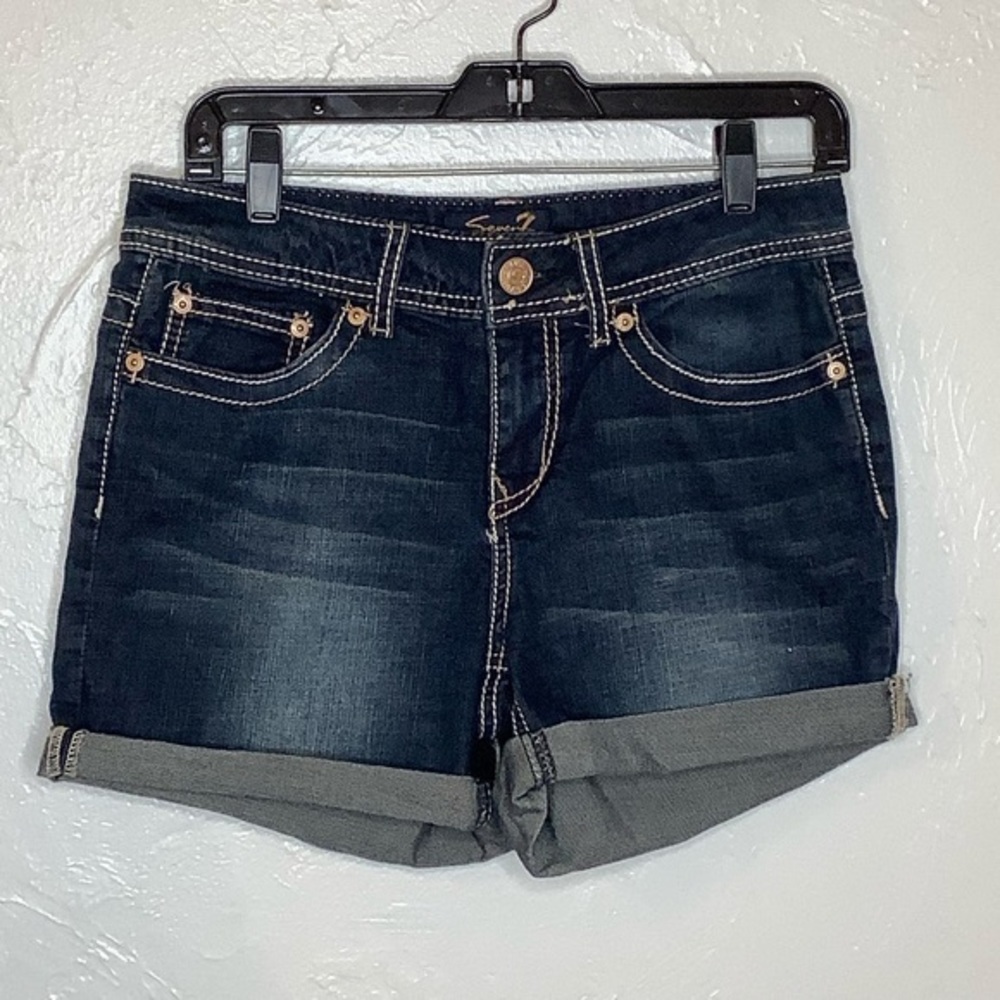 Seven 7 jeans high waist jean shorts size 6 EUC